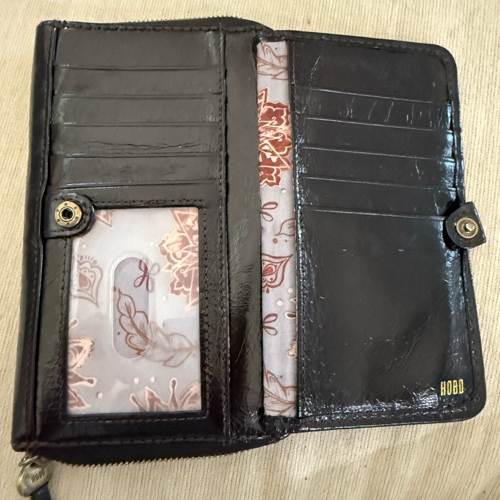 HOBO- GUC Black Leather Long Wallet